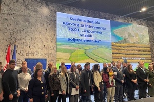 Ministar Vlajčić i ravnatelj Dolački dodijelili ugovore mladim poljoprivrednicima vrijedne 6,2 milijuna eura